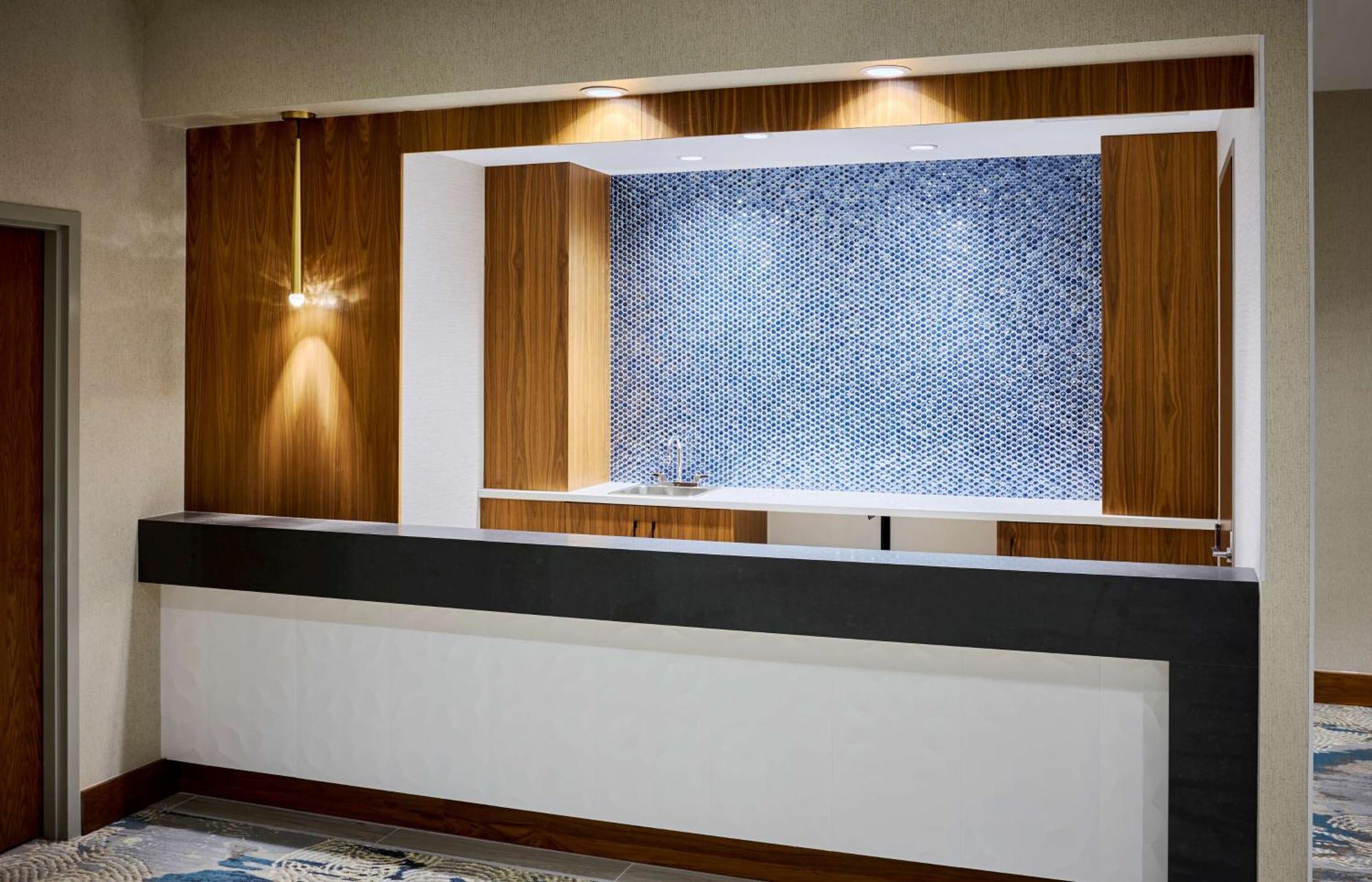 ดับเบิลทรี บาย ฮิลตัน วินด์เซอร์ โฮเทล แอนด์ สวีท Hotel ภายนอก รูปภาพ
